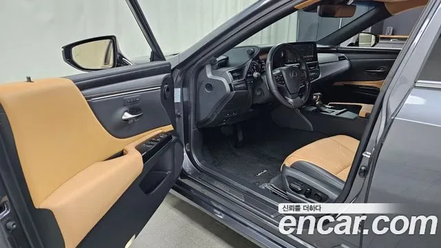 Lexus ES, миниатюра 10