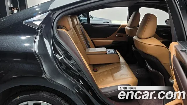 Lexus ES, миниатюра 9