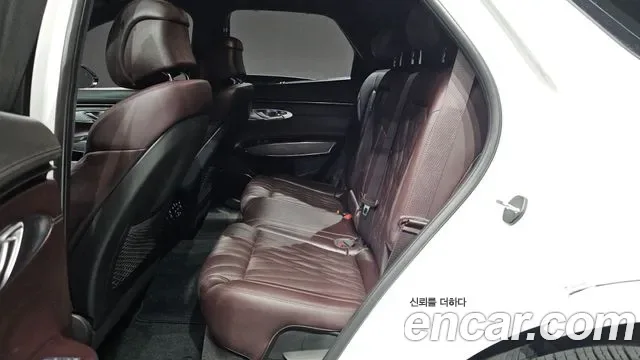 Genesis GV70 2.5T бензин AWD ( ), миниатюра 7