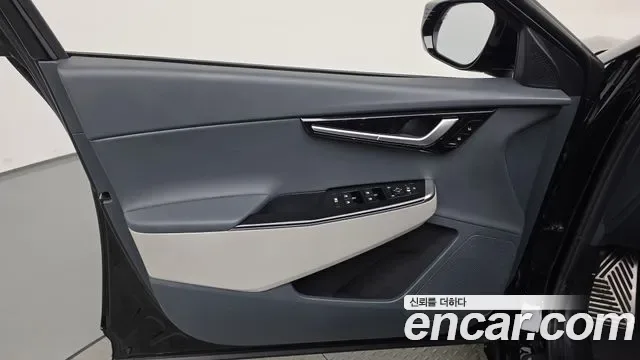 Kia EV6, миниатюра 11