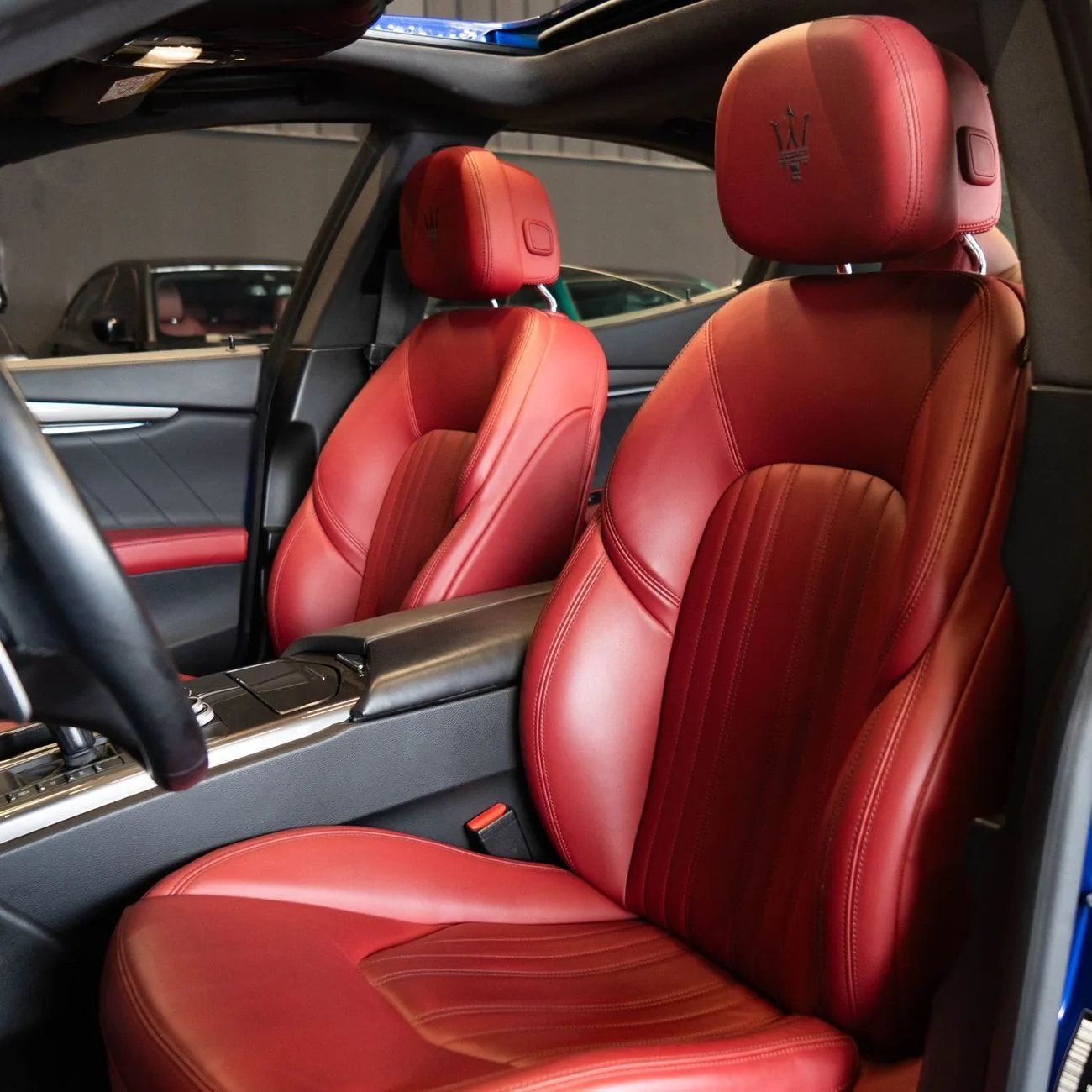 Maserati year 2023 Kilometers 30,975 Kms Regional Ghibli GT AED 2,778 P.M • 0% Downpayment •, миниатюра 16