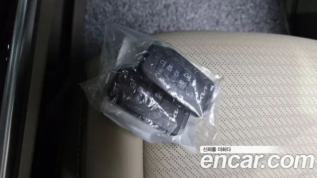 Kia Carnival бензин 4 мест Signature, миниатюра 12
