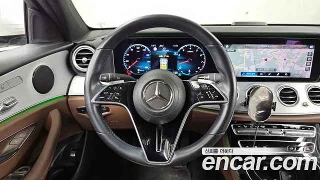 Mercedes-Benz E-Class E250, миниатюра 17