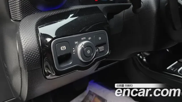 Mercedes-Benz A-Class A220, миниатюра 20