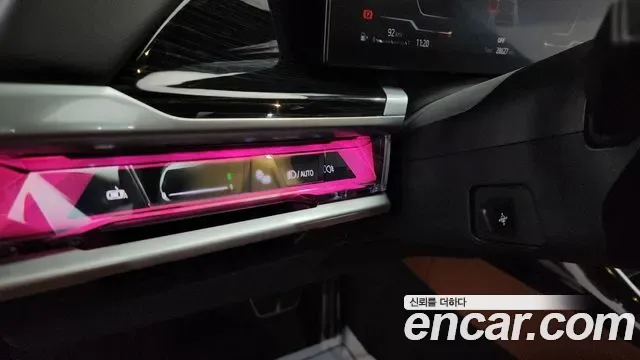 BMW 7 (G70) 740i xDrive M, миниатюра 25
