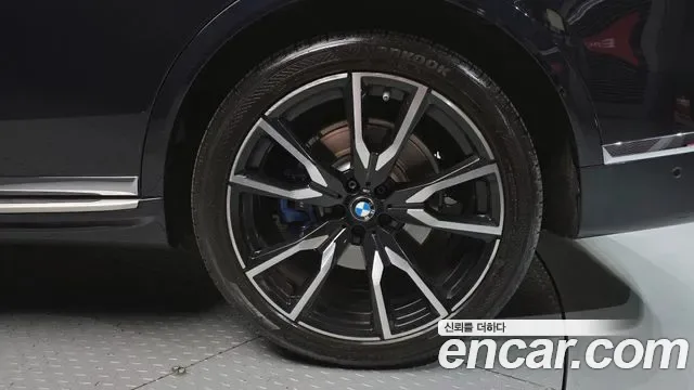BMW X7 xDrive 40i M 6 мест, миниатюра 22