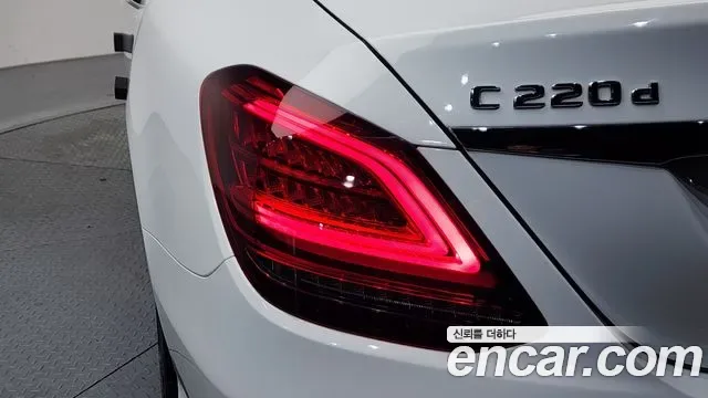 Mercedes-Benz C-Class C220 d 4MATIC, миниатюра 17
