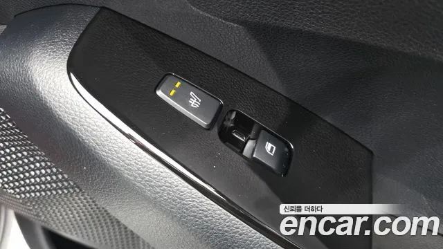 Kia Seltos бензин 2.0 2WD Signature, миниатюра 6