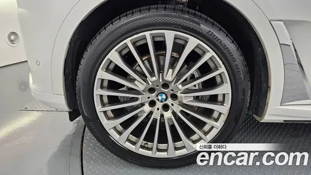 BMW X7 xDrive 40i 7 мест, миниатюра 15
