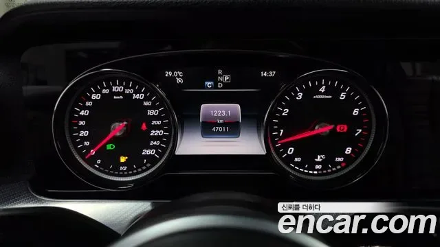 Mercedes-Benz E-Class E250, миниатюра 11