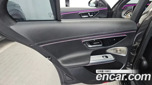 Mercedes-Benz E-Class E300 4MATIC, миниатюра 18