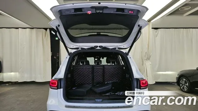 Mercedes-Benz GLB AMG GLB35 4MATIC, миниатюра 20