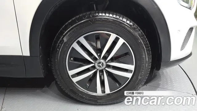Mercedes-Benz GLB GLB200 d, миниатюра 28