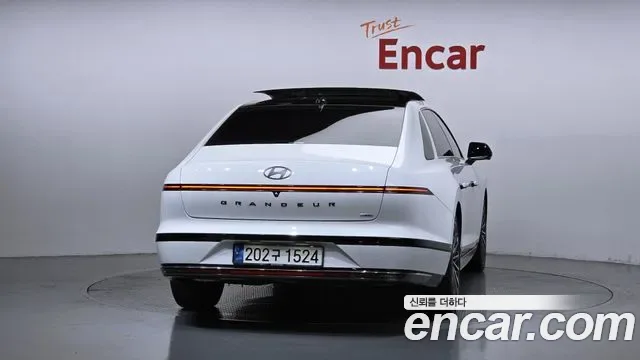 Hyundai Grandeur Calligraphy, миниатюра 13