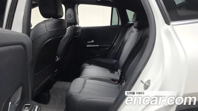 Mercedes-Benz GLA GLA220, миниатюра 10