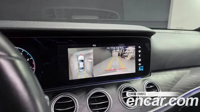 Mercedes-Benz E-Class E250, миниатюра 18