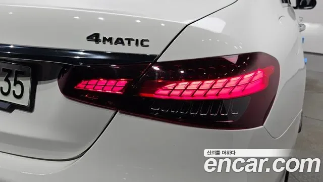 Mercedes-Benz E-Class E350 4MATIC AMG Line, миниатюра 18
