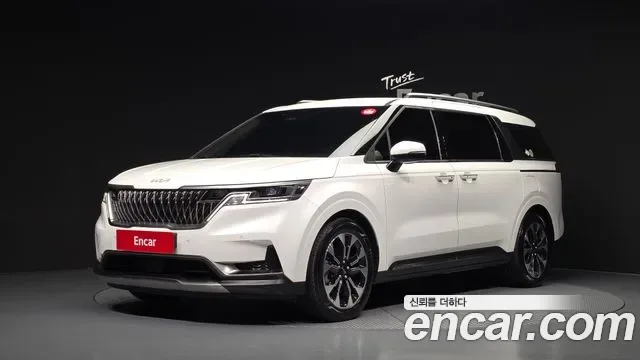 Kia Carnival бензин 7 мест