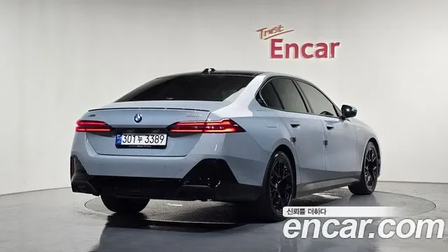 BMW 5 (G60) 520i, миниатюра 3