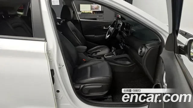 Hyundai Kona бензин 2.0 2WD Modern, миниатюра 9