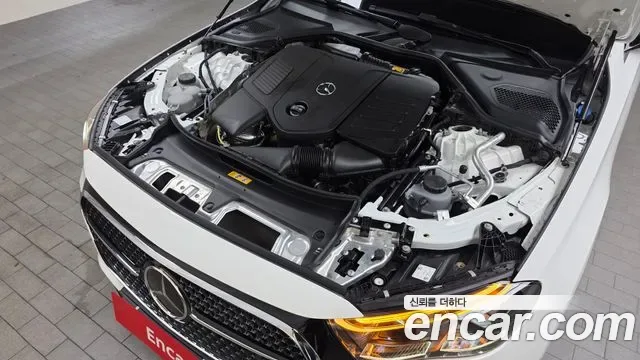 Mercedes-Benz E-Class E300 4MATIC AMG Line, миниатюра 22