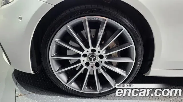 Mercedes-Benz E-Class E350 4MATIC AMG Line, миниатюра 29