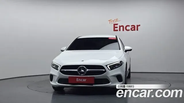 Mercedes-Benz A-Class A220, миниатюра 22