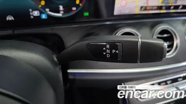 Mercedes-Benz E-Class E220d 4MATIC AMG Line, миниатюра 21