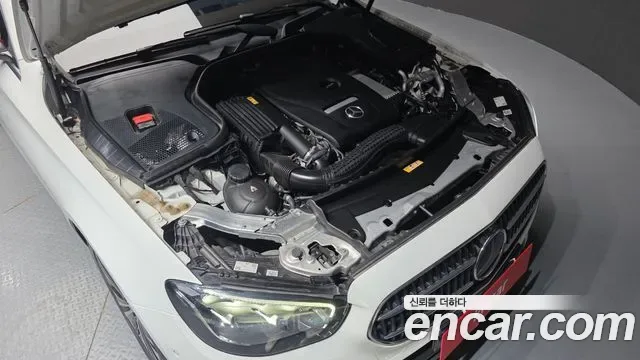 Mercedes-Benz E-Class E250, миниатюра 15