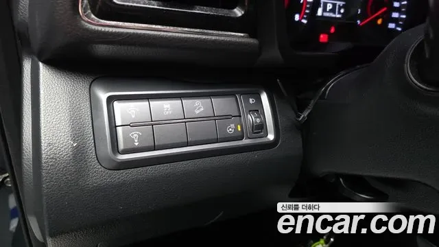 KGM Tivoli бензин 1.5 2WD V5, миниатюра 3
