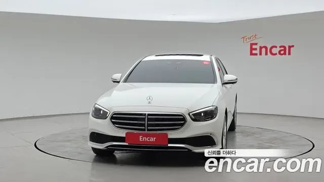 Mercedes-Benz E-Class E250, миниатюра 10
