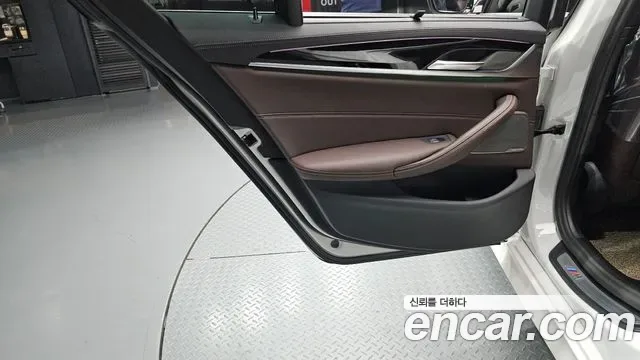 BMW 5 (G30) 530i M, миниатюра 8