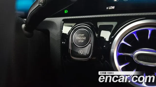 Mercedes-Benz A-Class A220, миниатюра 8