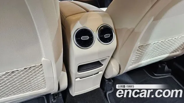 Mercedes-Benz GLB GLB200 d, миниатюра 4
