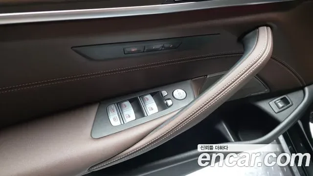 BMW 5 (G30) 530i xDrive, миниатюра 11