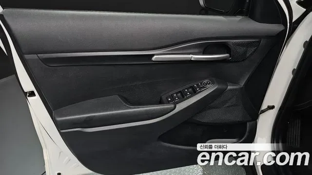 Kia Seltos бензин 1.6 Turbo 2WD Prestige, миниатюра 11