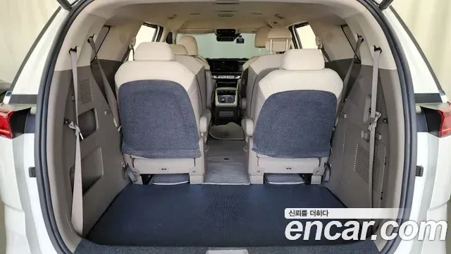 Kia Carnival дизель 9 мест Signature, миниатюра 10