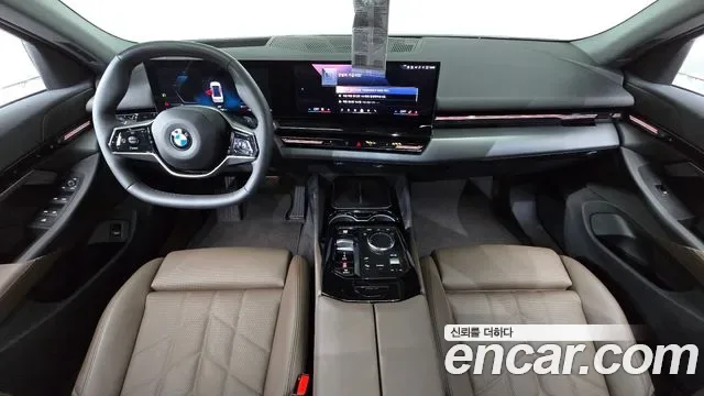 BMW 5 (G60) 520i, миниатюра 3
