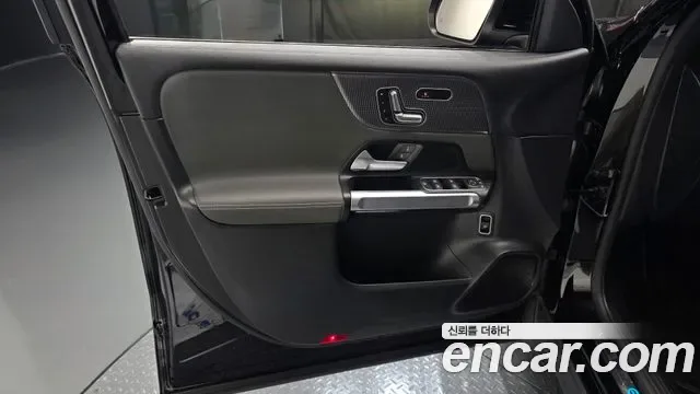 Mercedes-Benz EQB EQB300 4MATIC, миниатюра 19