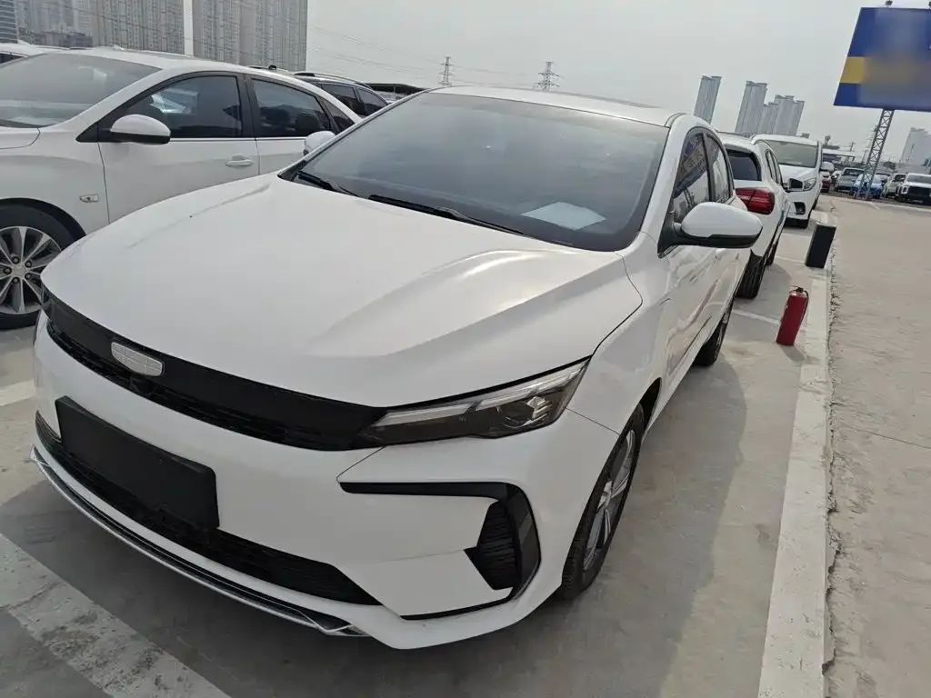 Geely Emgrand L HiP