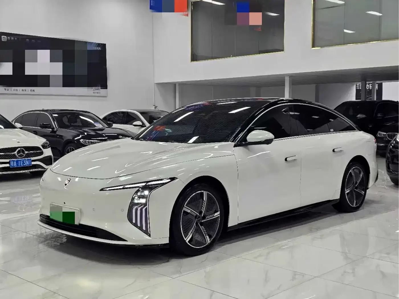 Dongfeng Stellar S7