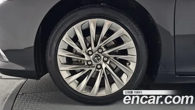 Lexus ES, миниатюра 15