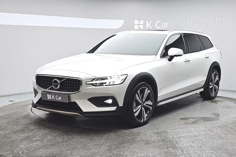 Volvo V60 бензин 4WD B5 AWD