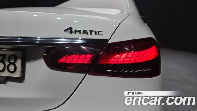 Mercedes-Benz E-Class E220d 4MATIC AMG Line, миниатюра 5