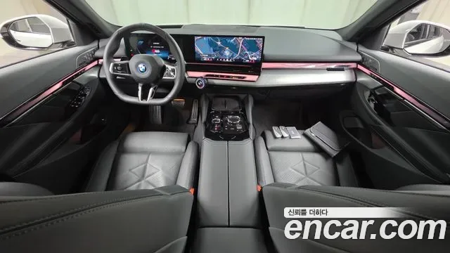 BMW i5 xDrive 40 M, миниатюра 2