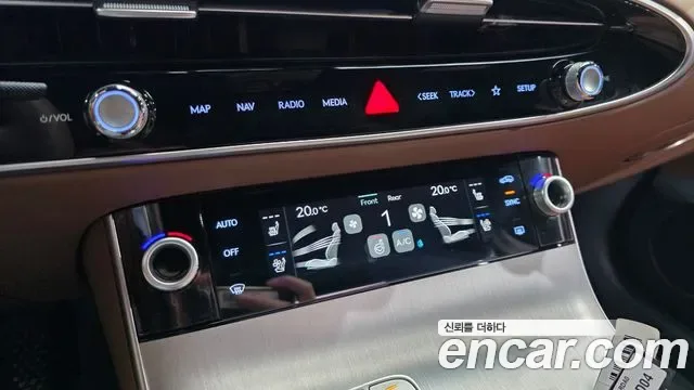 Genesis GV70 2.5T бензин 2WD ( ), миниатюра 7