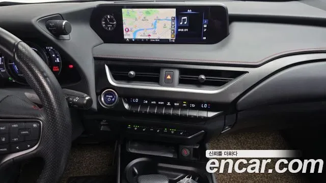 Lexus UX 2.0 F-Sport 2WD, миниатюра 22