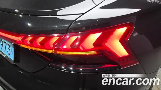 Audi e- GT Premium, миниатюра 23