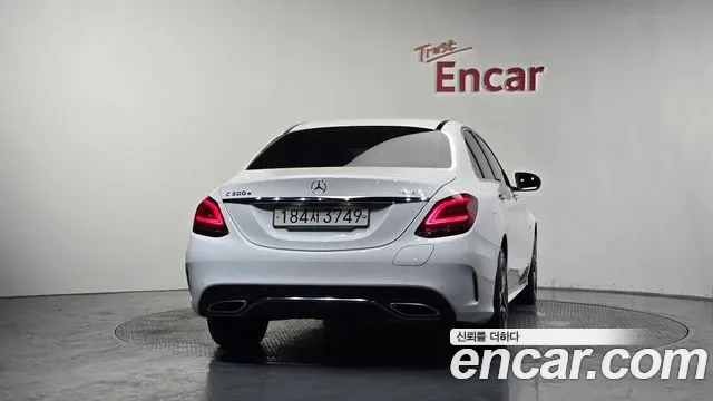 Mercedes-Benz C-Class C300e 4MATIC AMG Line, миниатюра 2