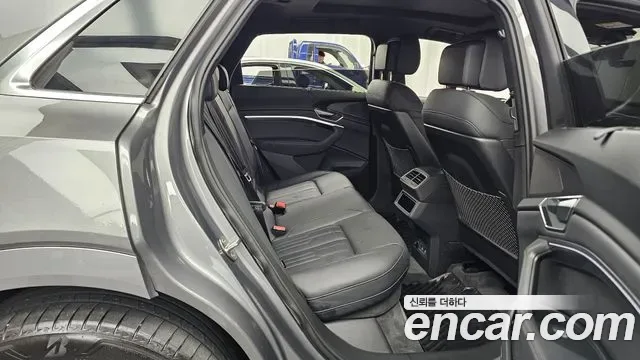 Audi e-, миниатюра 15